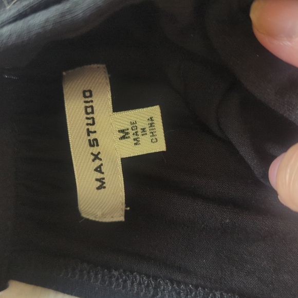 Max Studio Top - Picture 6 of 10